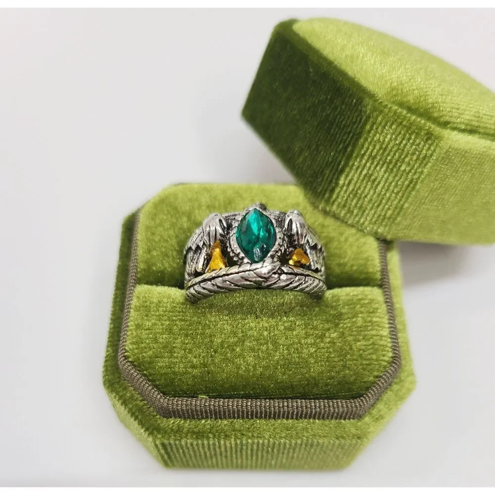Lord of the Rings Aragorn Ring of Barahir Green Crystal with Velvet Gift Box